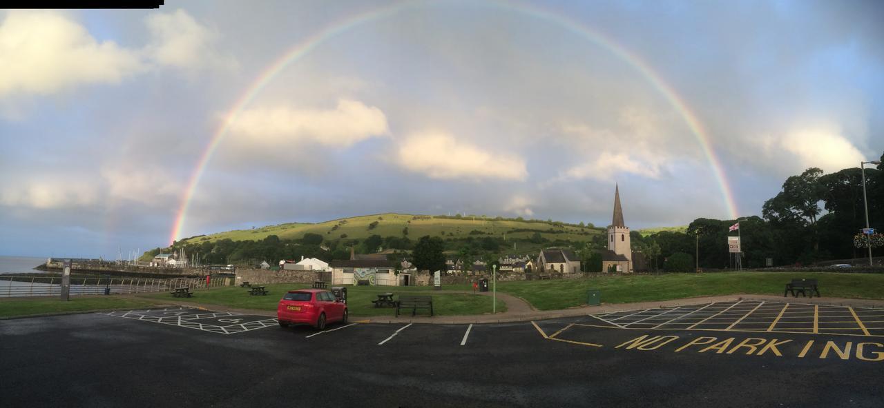 Josies Place At Waters Edge Self Catering Apartment Glenarm Bagian luar foto